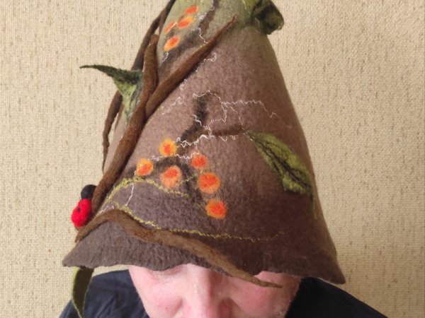 Pirties kepurė " Vijokliai" 3