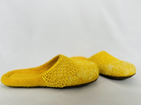 Saulės spalva - Shoes & slippers
