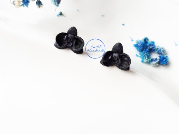 Auskarai prie ausies juodos orchidėjos - Earrings