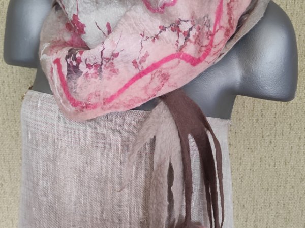 Veltinio šalikas " Žydintis pavasaris" - Scarves & shawls