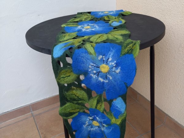 Stalo takelis ,,Žibutės" 2