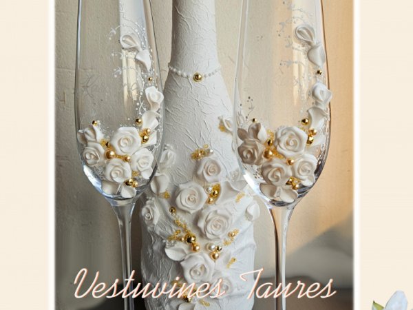 Taures jauniesiems vestuvines - Accessories