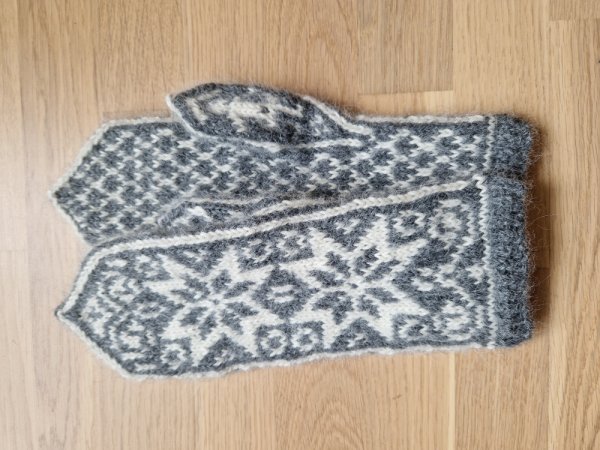 Pirštinytės  2024 Nr.1 - Gloves & mittens