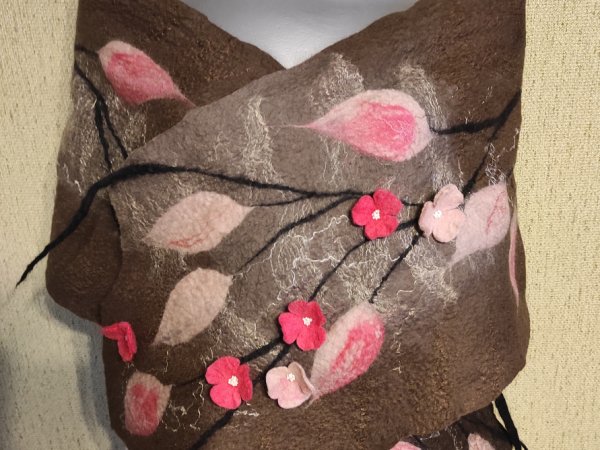 Veltinio šalikas " Laukiant pavasario" - Scarves & shawls