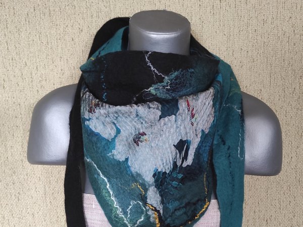 Veltas šalikas " Smaragdinis sodas" - Scarves & shawls