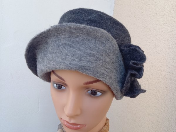 Velta kepuraitė    ,,February" - Hats