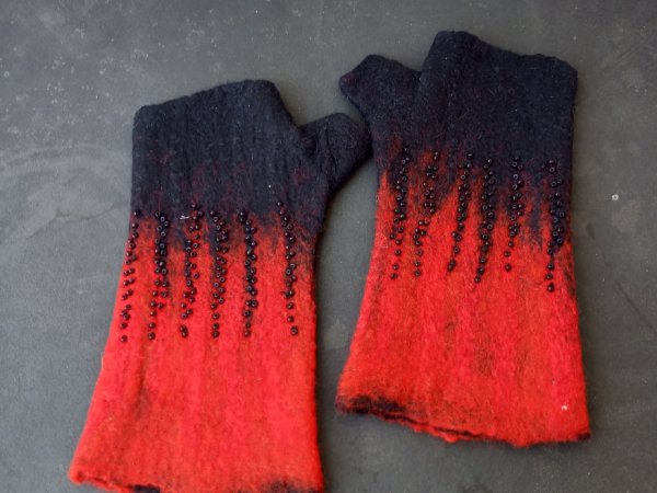Veltos riešinės ,,Klasika" - Gloves & mittens
