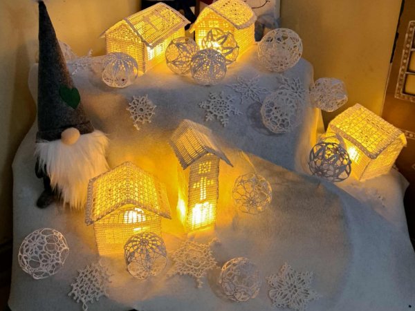 Xmas village  - Lace
