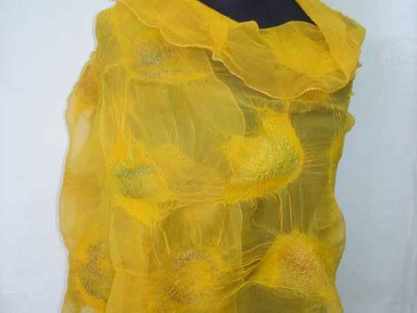 Country - Wraps & cloaks