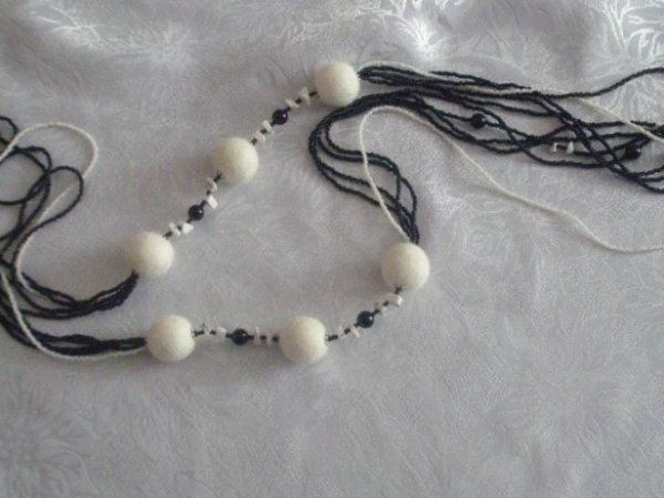 With black agate and turquoise white - Necklaces