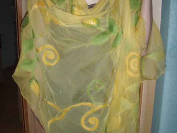 Daisy - Wraps & cloaks