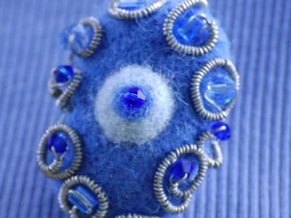 zydrune - Brooches