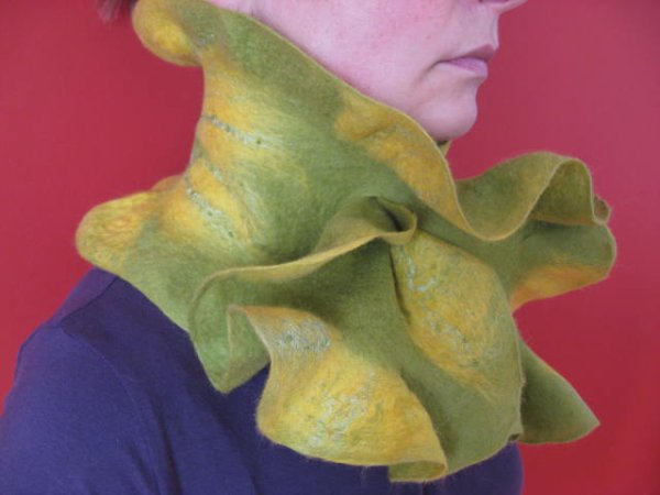 Dandelion meadow - Scarves & shawls