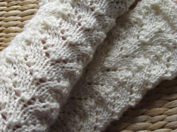 White riešinukės - Wristlets