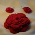 Poppy - Brooches - felting