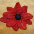 Brooch " Red flower " - Brooches - felting