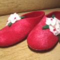 Floral tapukai - Shoes & slippers - felting