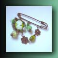 green - Brooches - beadwork