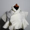 snowdrift - Wraps & cloaks - felting