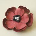 Red flower brooch - Leather articles - making