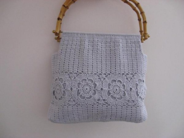 Gray handbag to this suit - Handbags & wallets