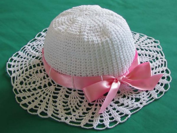 Skribėlaitė (baptism) - Hats 
