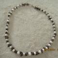 Houbara - Necklace - beadwork