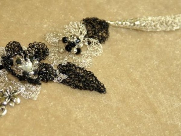 " Black & amp; White " - Bracelets
