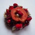 Red coral - Brooches - beadwork