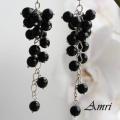 Black bunches - Earrings - beadwork