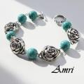 With roses - Bracelets - beadwork