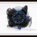Black / Blue - Brooches - beadwork