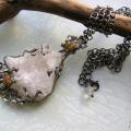 Natural rock crystal with lemon - Necklace - beadwork