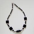 Verin - Necklace - beadwork