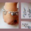 playfully. - Kits - beadwork