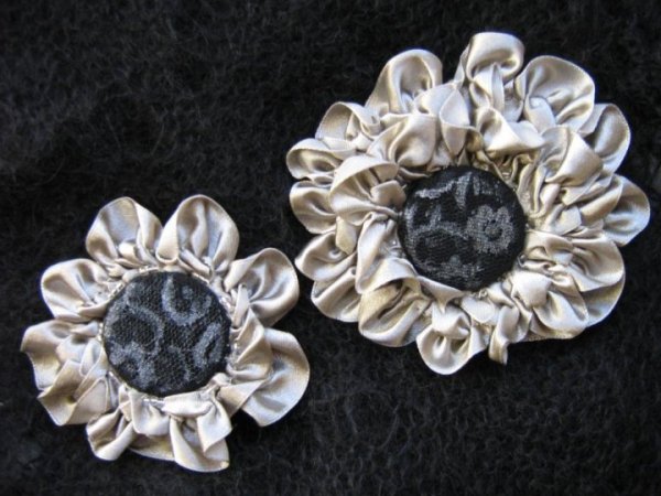 brooches - Brooches