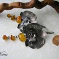 Orchids with amber - Earrings - beadwork