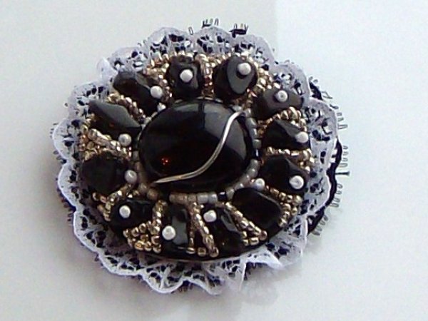 Balta- juoda 2
