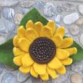 Sunflower - Brooches - felting