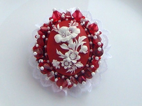 Balta gėlytė 2