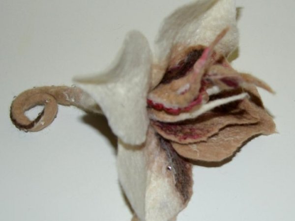 brooch - Flowers