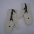 Snow-covered trees - Gloves & mittens - felting
