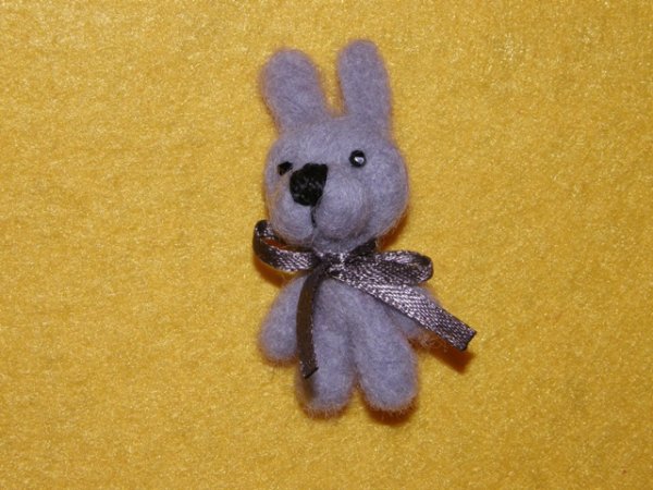 Rabbit Puikis - Brooches