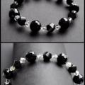 Black bracelet - Bracelets - beadwork