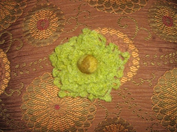sege - Brooches