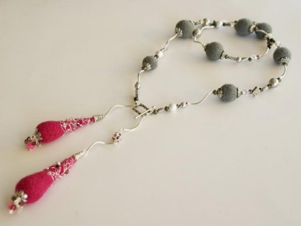 Vėrinys "Grey & pink " 2