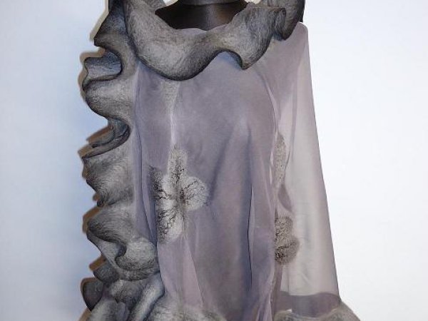 Pelmet - Wraps & cloaks