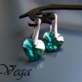 Swarovski Emerald Heart - Earrings - beadwork