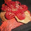 Red flower - Brooches - beadwork