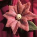 Spring touch - Brooches - felting